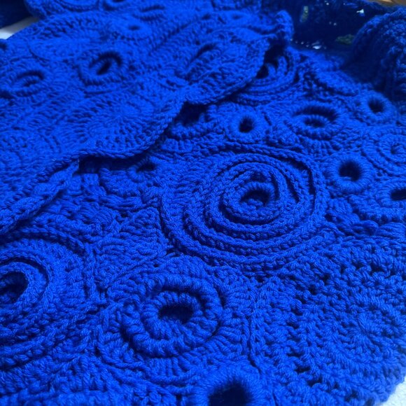 Royal Blue Couture Crochet Jacket – Handmade Luxury Designer Knitwear  Size L/XL - Picture 2 of 6